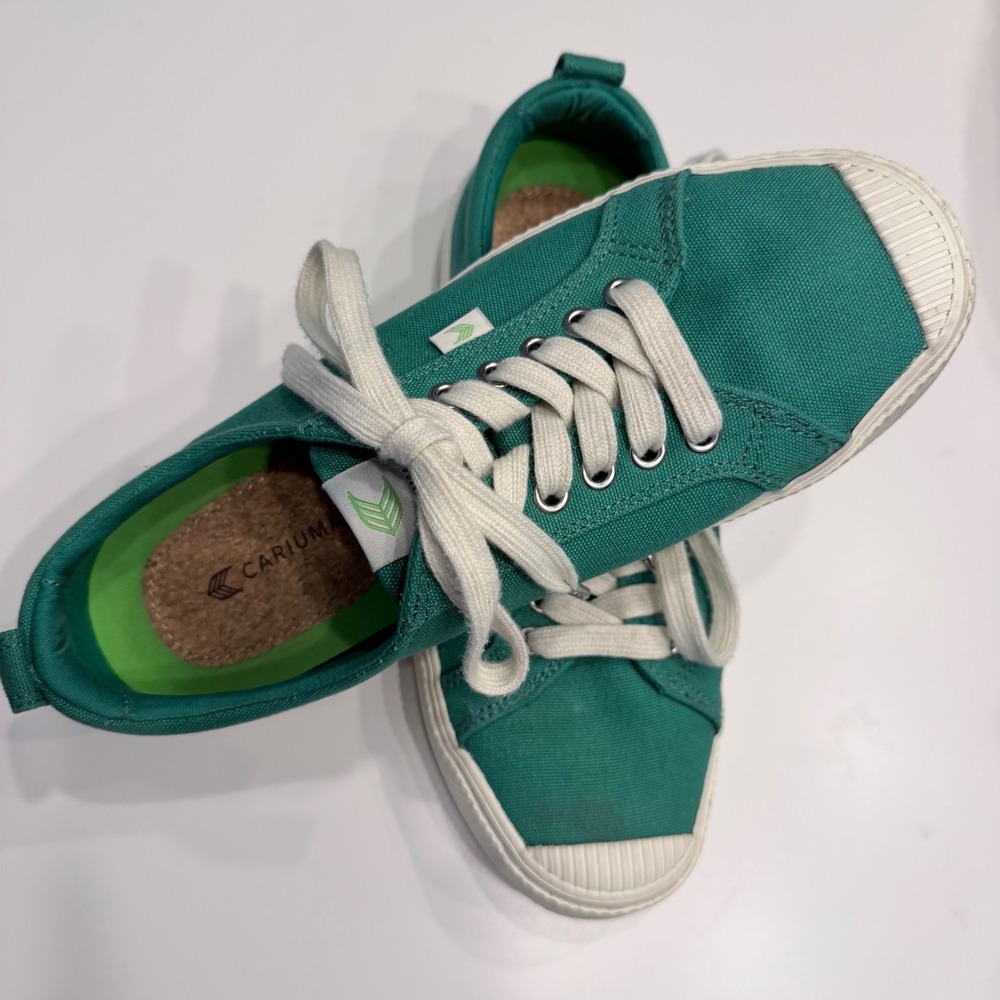 Cariuma OCA Low Green Canvas Sneakers Mens 8 Womens 9.5 Low Top Shoes 100103E01M - Picture 2 of 8